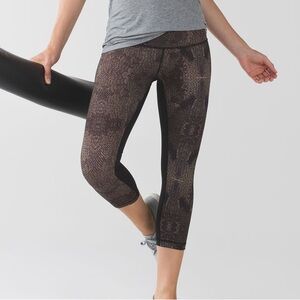 Lululemon Wunder Under Crops